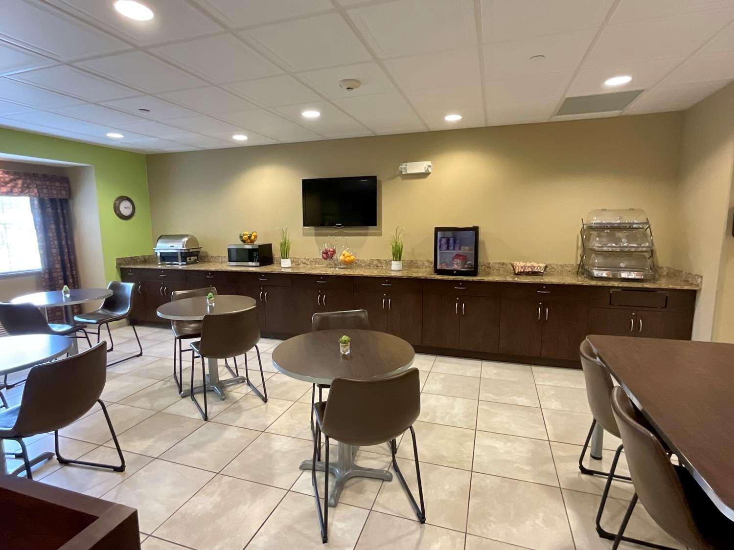 Surestay Plus Hotel By Best Western Buckhannon Εξωτερικό φωτογραφία